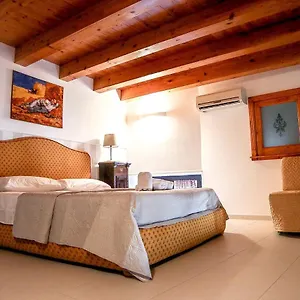 mega-house.sicilyhotelsitaly.net/